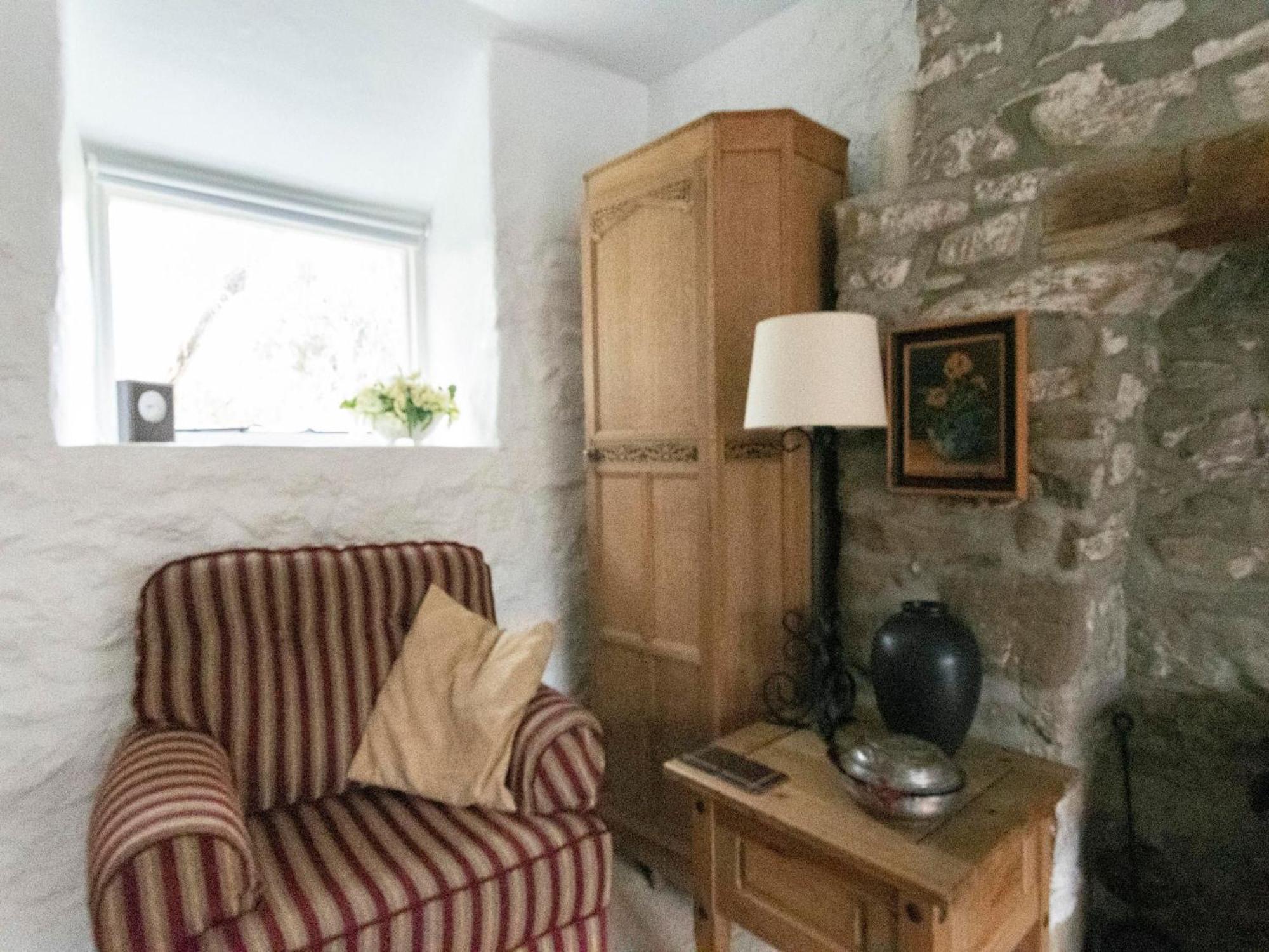 Secluded Holiday Home In Ceredigion With Garden Pennant  Kültér fotó