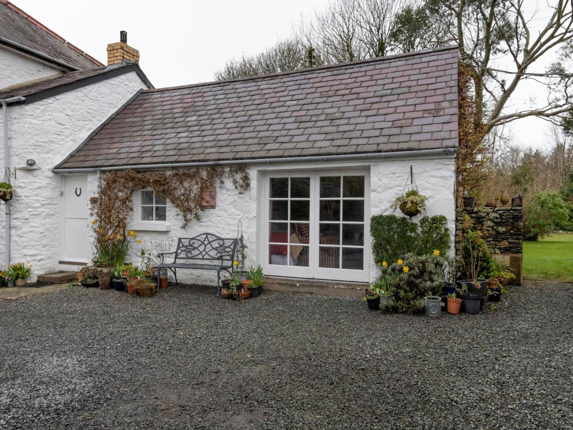 Secluded Holiday Home In Ceredigion With Garden Pennant  Kültér fotó